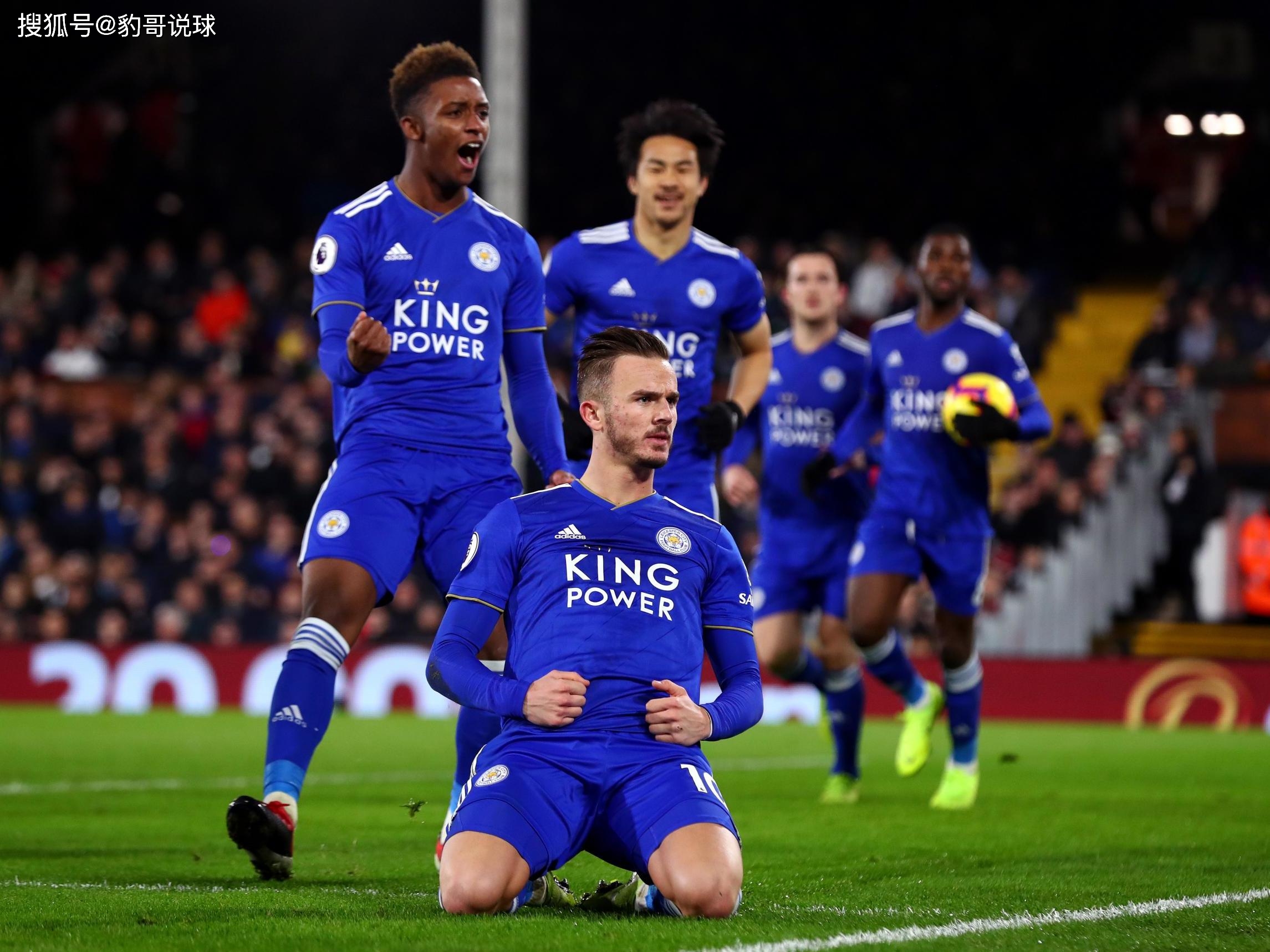 功捧起了 功捧起了